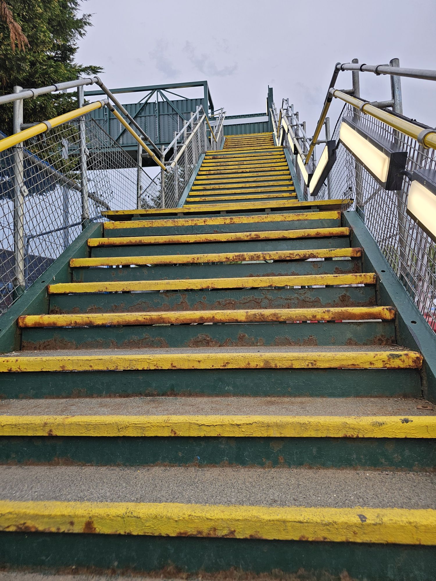 Flight of everyone stairs 